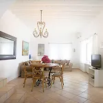 Aeri & 4* Τούρλος
