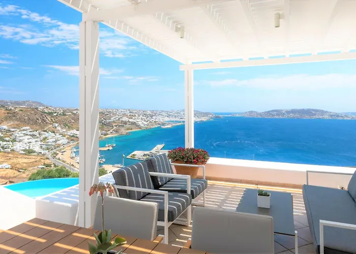 Aeri & 4* تورلوس